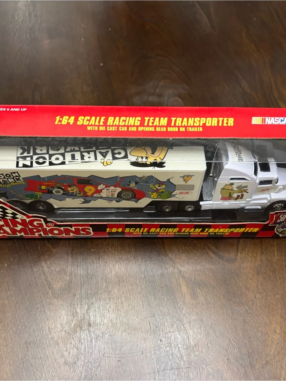NASCAR 50th Anniversary Transporter 1:64 Cartoon Network Wacky Racing Vintage